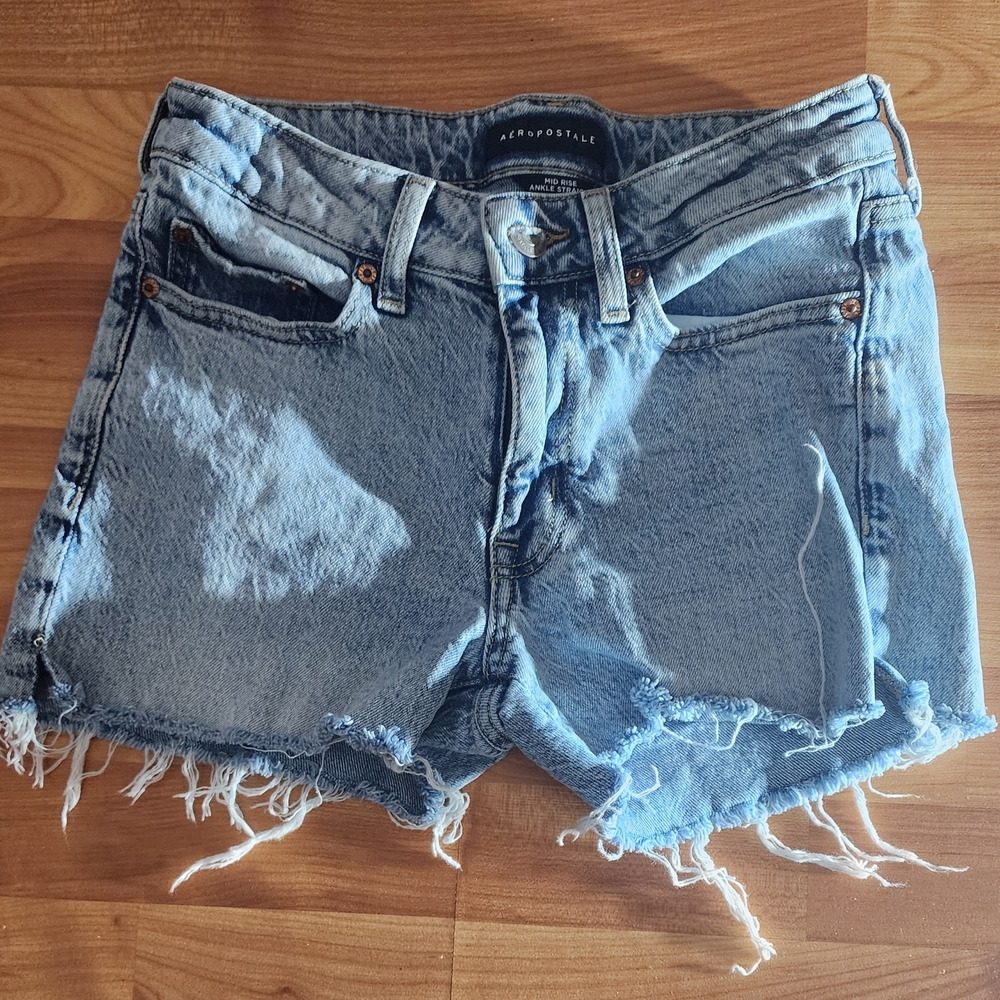 Aeropostale Frayed Hem Jean Shorts Women’s Size 2R